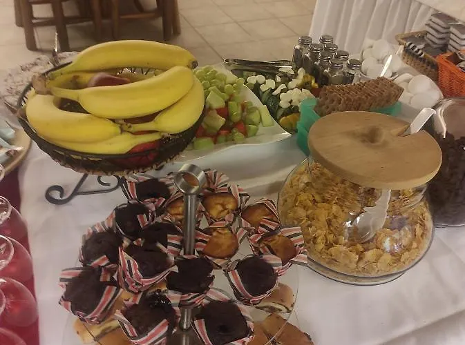 Aura Am Schloss Hotel *